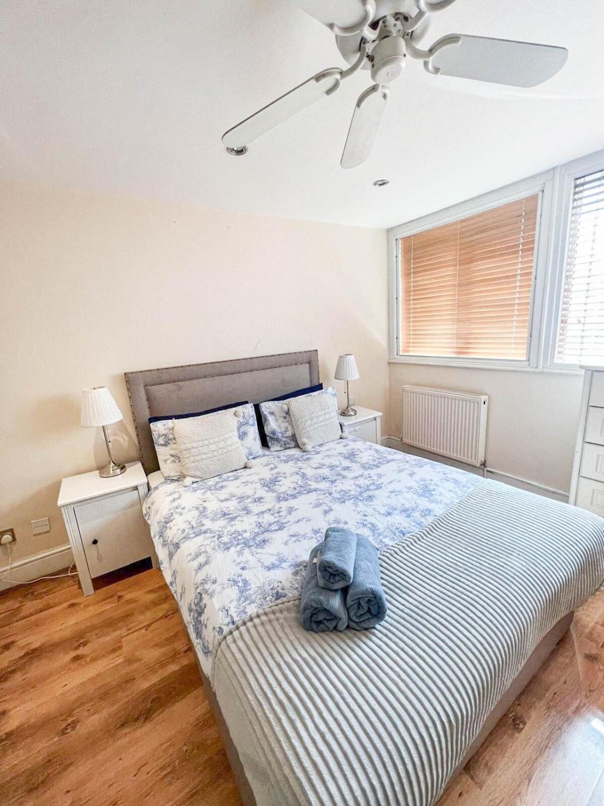 Apartment Lovely 1 Bedroom Flat In West Kensington London, Shepherd's Bush London